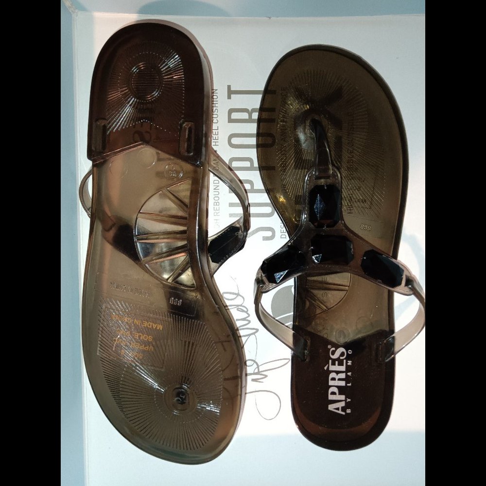 Aprés by Lamo PVC Black Transparent Studded BRAND NEW Sandal Size 6 Medium